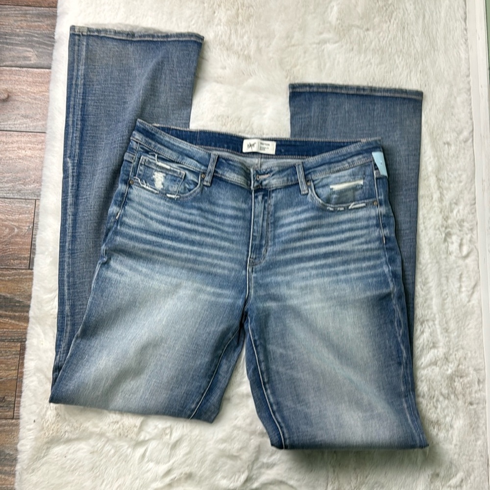 NWT BKE, Peyton, jeans